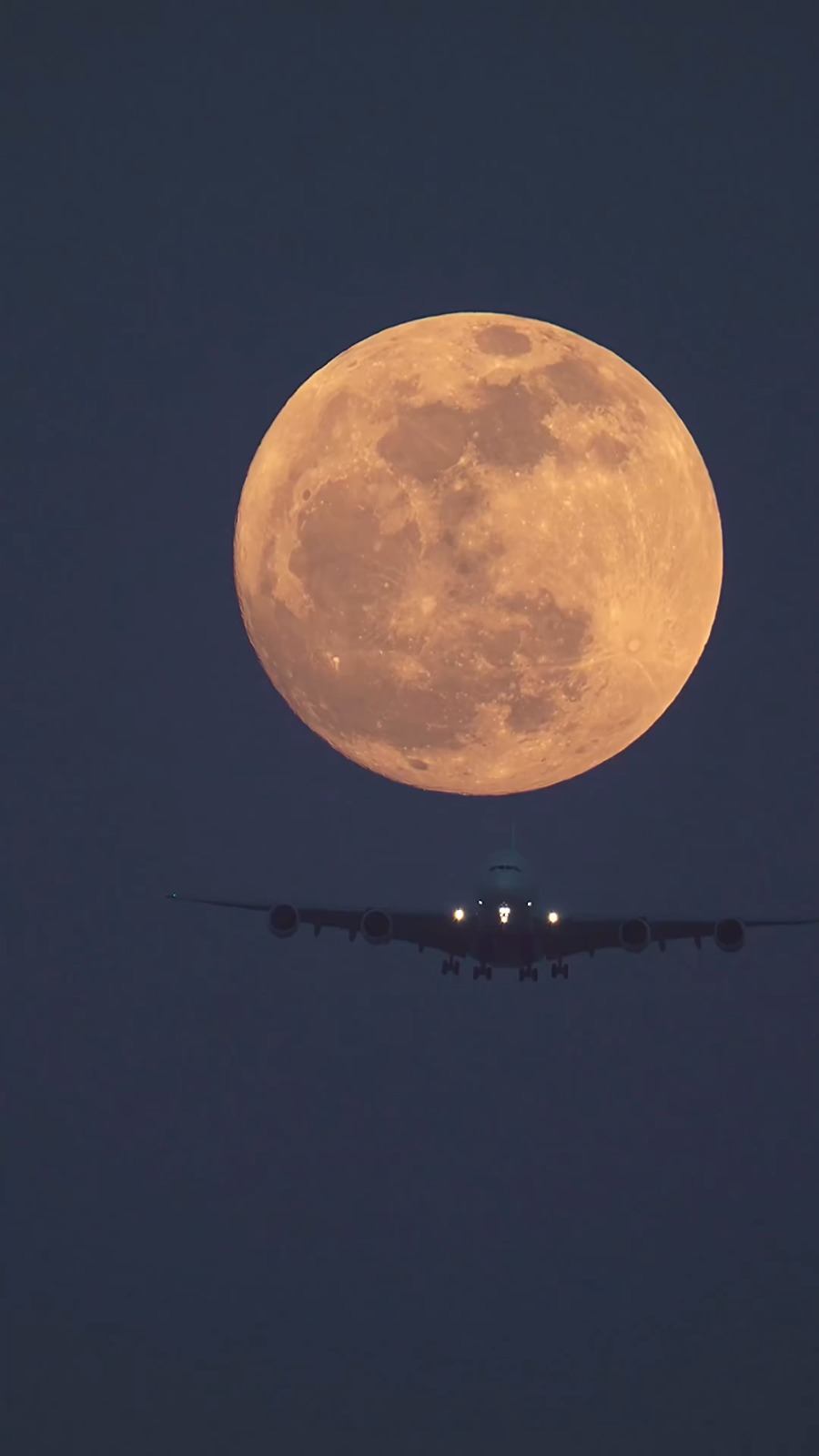 The largest passenger plane A380 crossing the moon 🌕