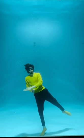 Dance Under Water 😳🌊
