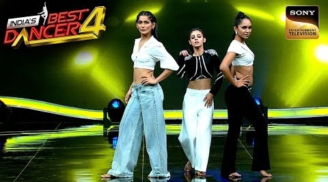 ‘Chamma Chamma’ पर Vartika, Chitrakshi और Saumya का तूफानी Act | India’s Best Dancer S4|Best Moments