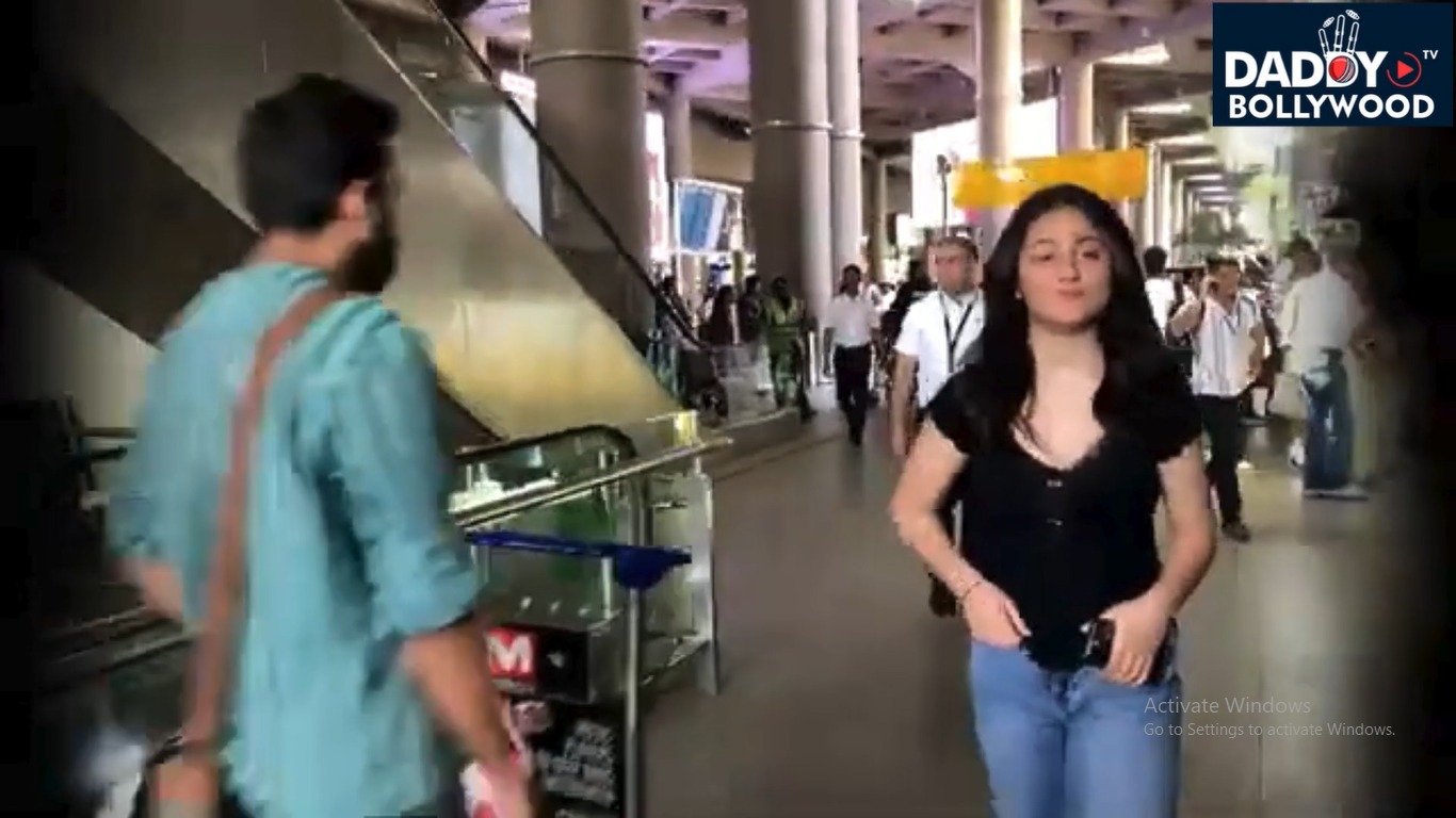 Ranbir Kapoor Niece Samara Sahani Arrives Mumbai For Aadar Jain Wedding