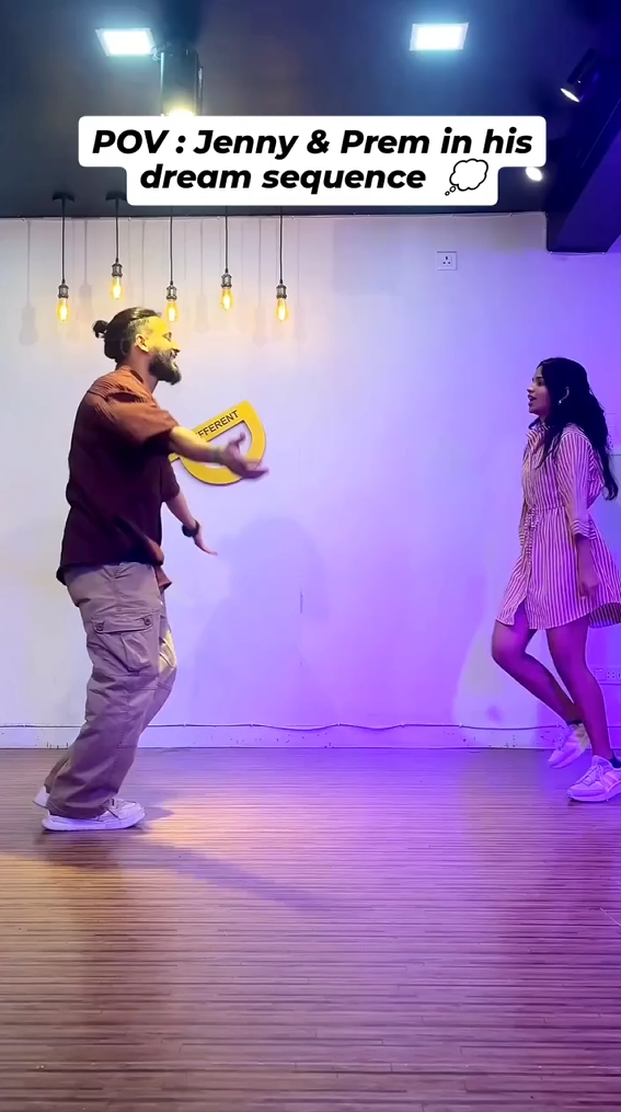 Choreography that justifies the sweetness of this song.