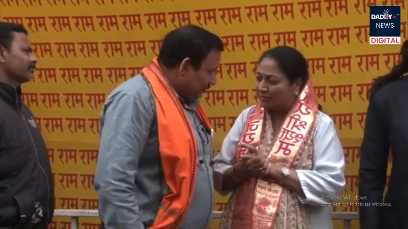 Delhi CM Rekha Gupta ने अपने आवास पर लोगों से की मुलाकात, सामने आए वीडियो